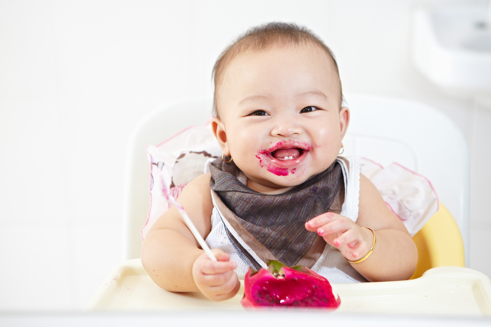 How Much Should My Baby Eat? - SleepBaby.org