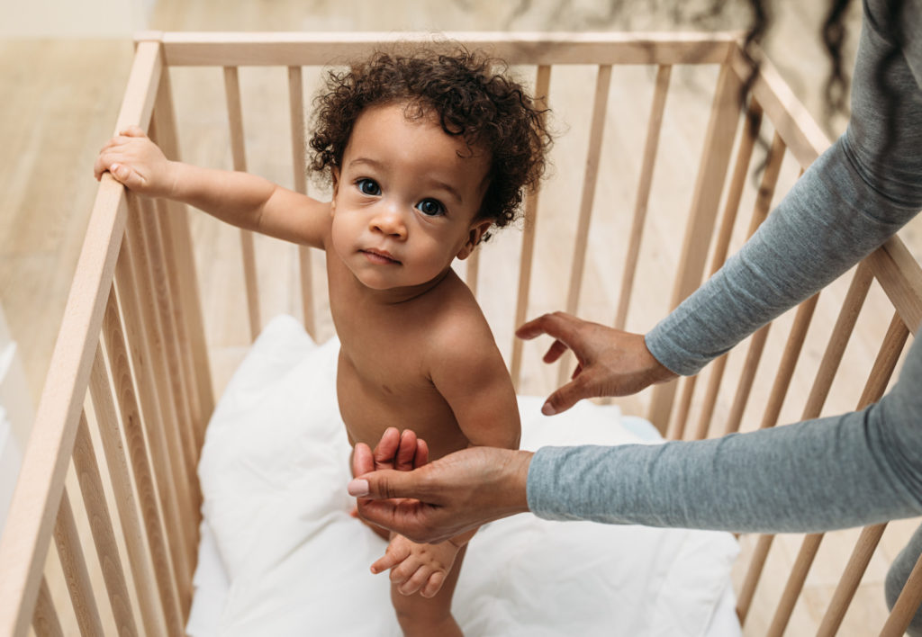 what-age-to-put-baby-in-crib-sleepbaby