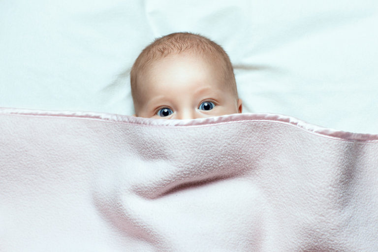When Can Baby Sleep With Blanket 768x512 