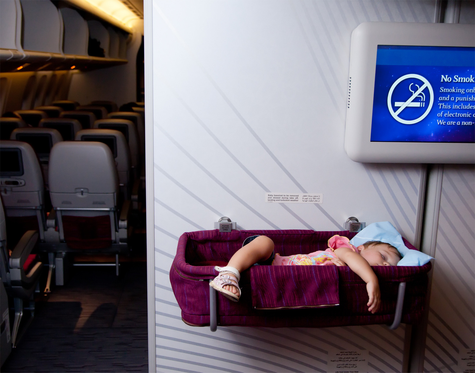 taking-baby-on-airplane-tips