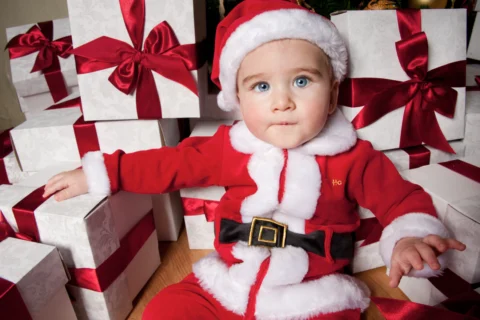 taking-baby-to-see-santa